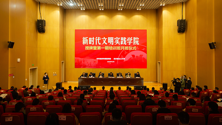 XCB_8596x.jpg