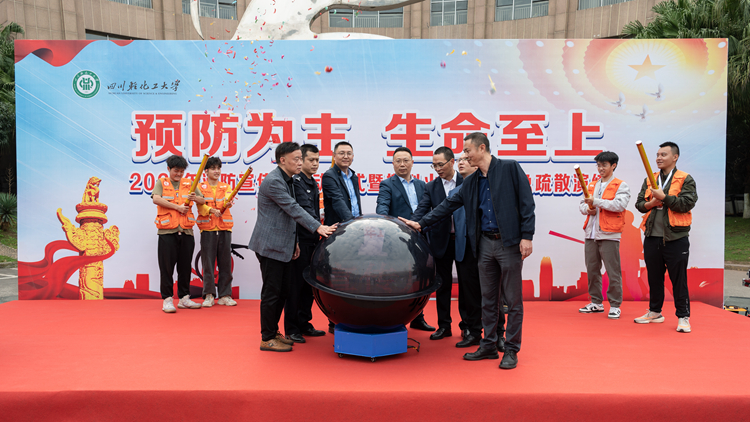 LJH_5218.jpg LJH_5218.jpg