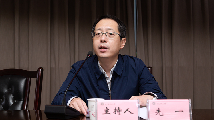 XCB_9722.jpg XCB_9722.jpg