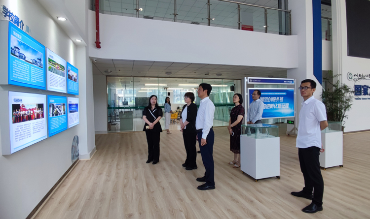 科技园展厅.jpg 科技园展厅.jpg