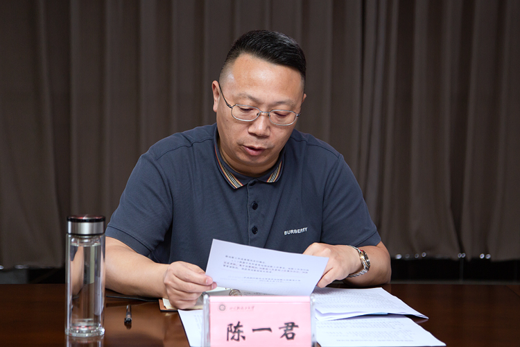 XCB_7655.jpg XCB_7655.jpg