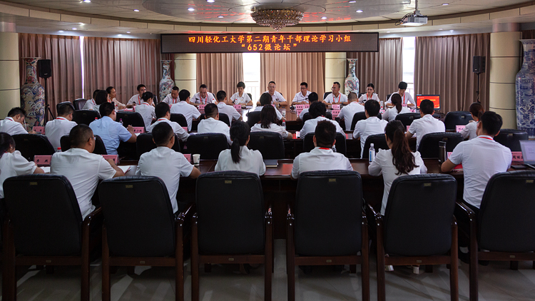 XCB_7735.jpg XCB_7735.jpg