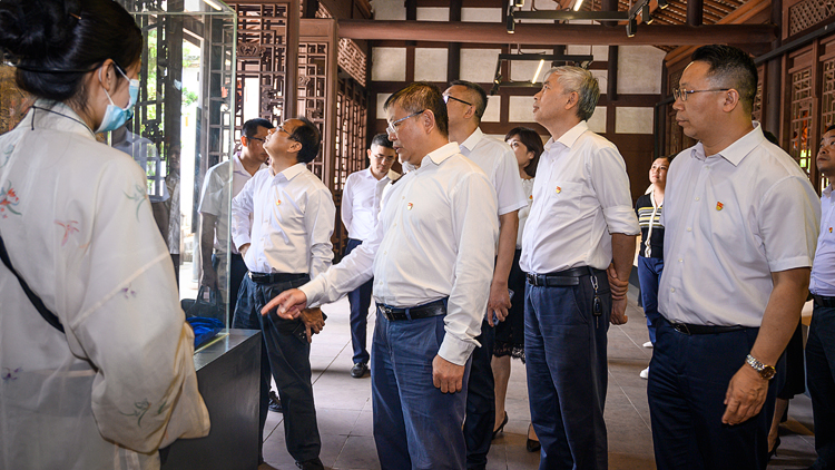 YAM_1510.jpg YAM_1510.jpg