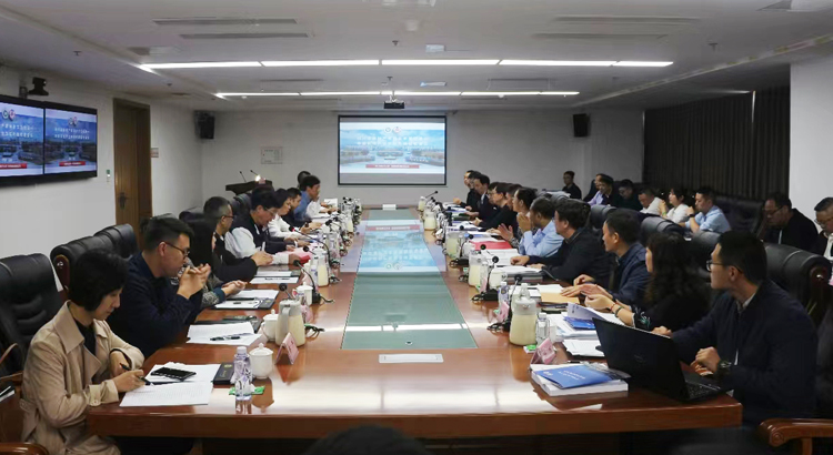 中国白酒产业学院验收.jpg 中国白酒产业学院验收.jpg