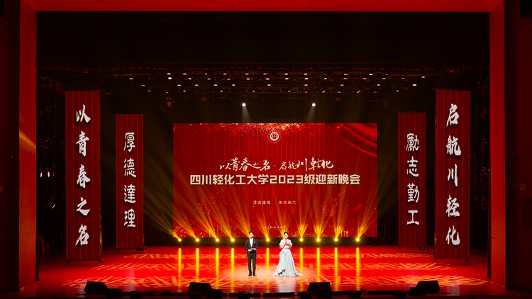 DSC_3700-4.jpg DSC_3700-4.jpg