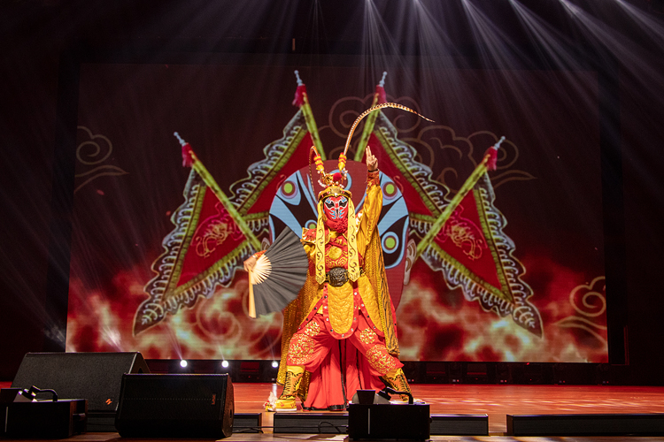 9月8日2023级迎新晚会 王一帆摄 (8).jpg 9月8日2023级迎新晚会 王一帆摄 (8).jpg