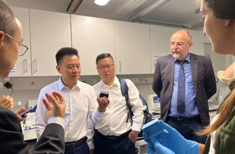 image007.jpg image007.jpg