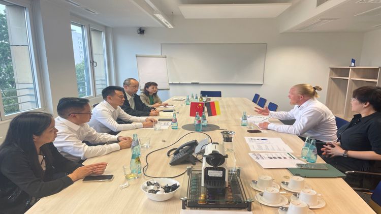 image013.jpg image013.jpg