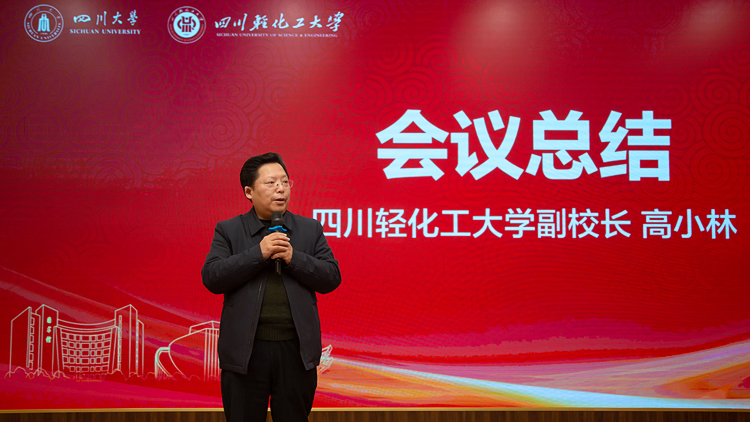 XCB_7717.jpg XCB_7717.jpg