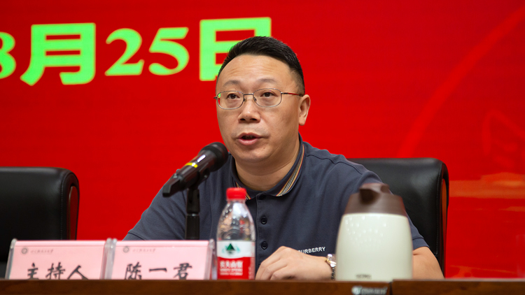 XCB_3787.jpg XCB_3787.jpg