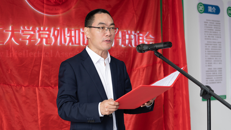 LJH_4456.jpg LJH_4456.jpg