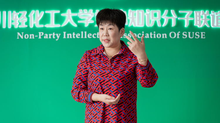 刘端芬.jpg 刘端芬.jpg