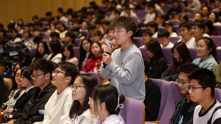 XCB_4085.jpg XCB_4085.jpg