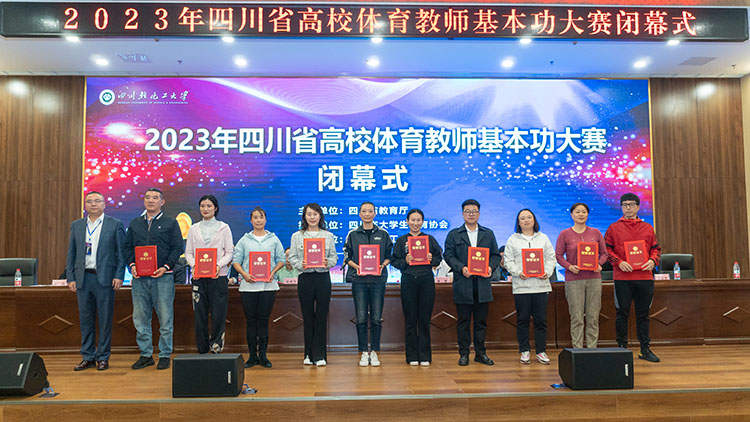 zyx-09221.jpg zyx-09221.jpg