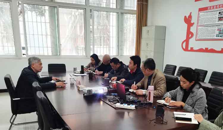 副校长刘康到国有资产与实验室管理处调研指导工作.jpg