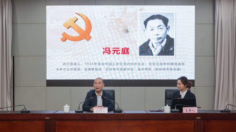 XCB_1586.jpg XCB_1586.jpg