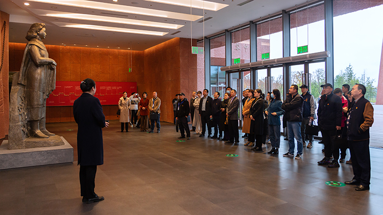 主题教育2..jpg 主题教育2..jpg