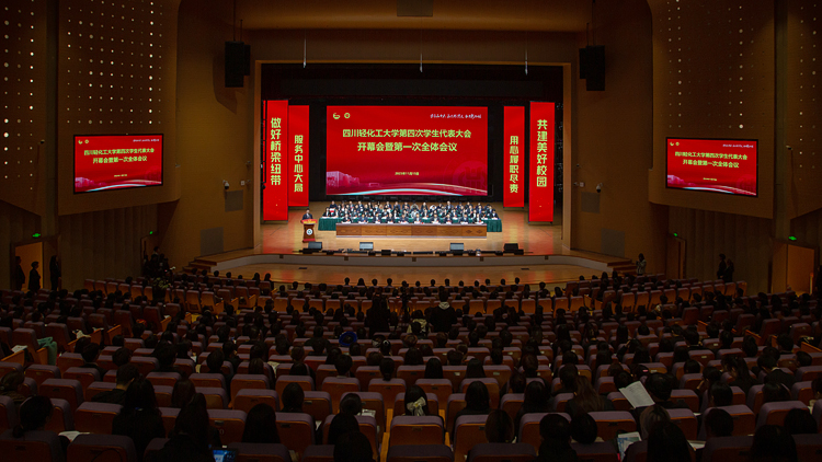 XCB_4223.jpg XCB_4223.jpg