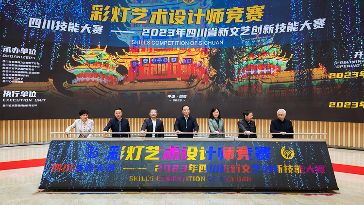 XCB_6967.jpg XCB_6967.jpg