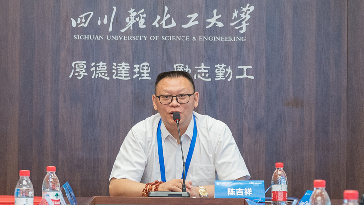 ZYX_7381.jpg ZYX_7381.jpg