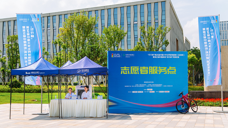 XCB_8180.jpg XCB_8180.jpg