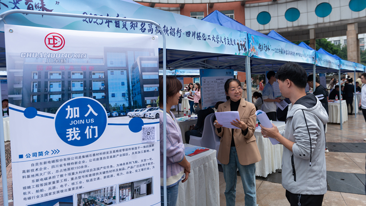 DSC_4969-4.jpg DSC_4969-4.jpg