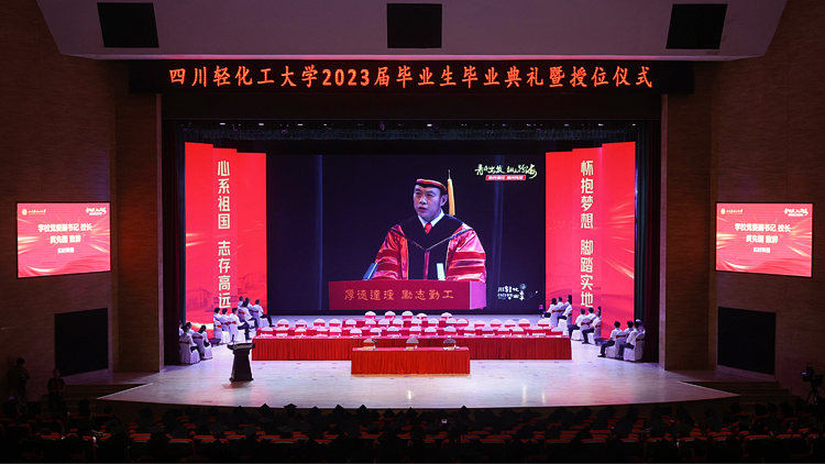 FV2A2711.jpg FV2A2711.jpg