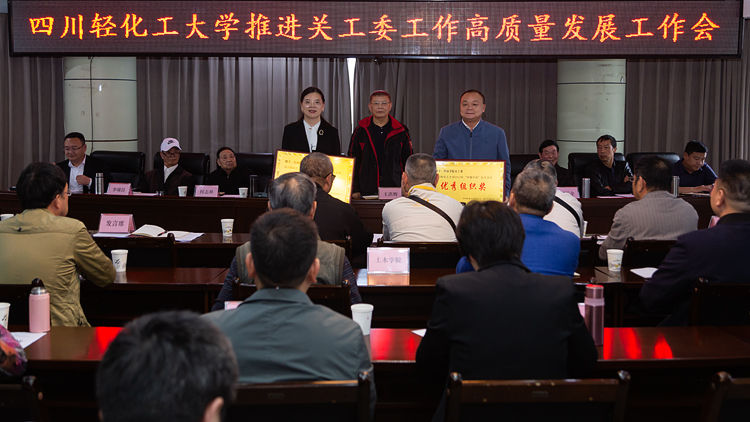 XCB_0063.jpg XCB_0063.jpg