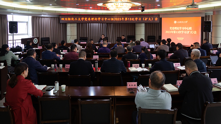 XCB_1254.jpg XCB_1254.jpg