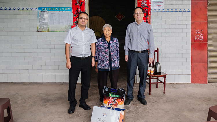 6U1A0476.jpg 6U1A0476.jpg