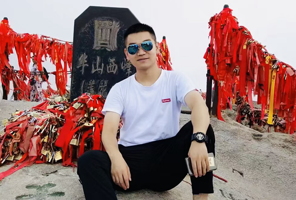 杨锐.png 杨锐.png