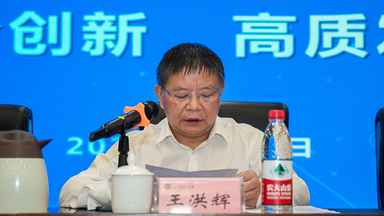 YAM_1967.jpg YAM_1967.jpg