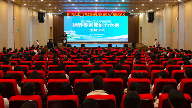 XCB_9951.jpg XCB_9951.jpg