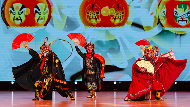 XCB_1136.jpg XCB_1136.jpg