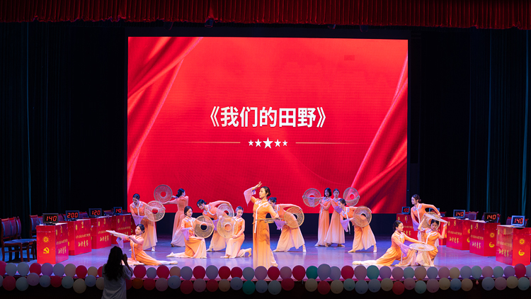 LJH_8932.jpg LJH_8932.jpg