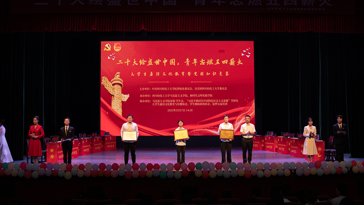 LJH_8965.jpg LJH_8965.jpg