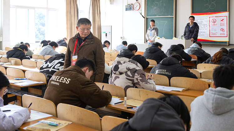 XCB_7852.jpg XCB_7852.jpg