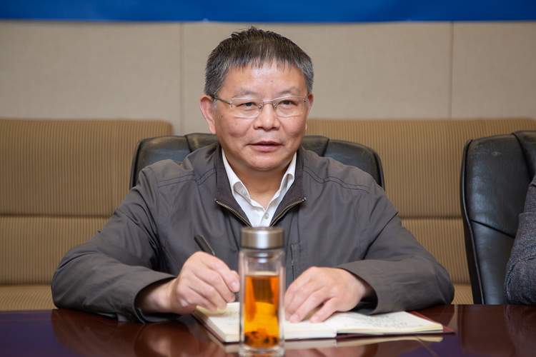 XCB_9384.jpg XCB_9384.jpg