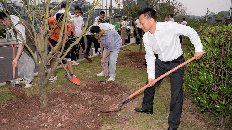 E_W08142.jpg E_W08142.jpg