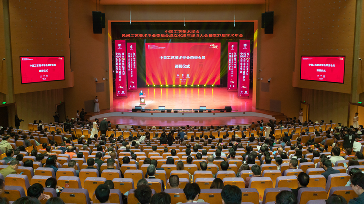 zyx-09354.jpg zyx-09354.jpg