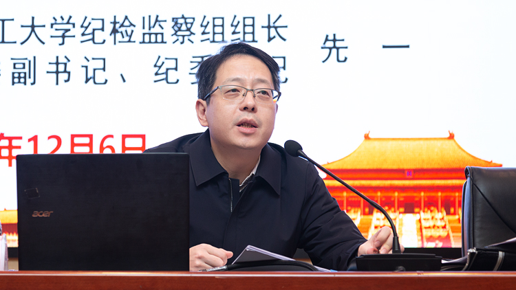 XCB_6764.jpg XCB_6764.jpg