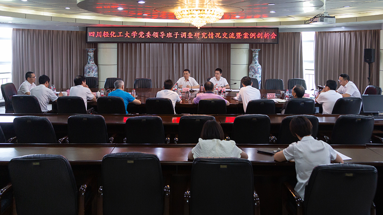 XCB_4895x.jpg XCB_4895x.jpg