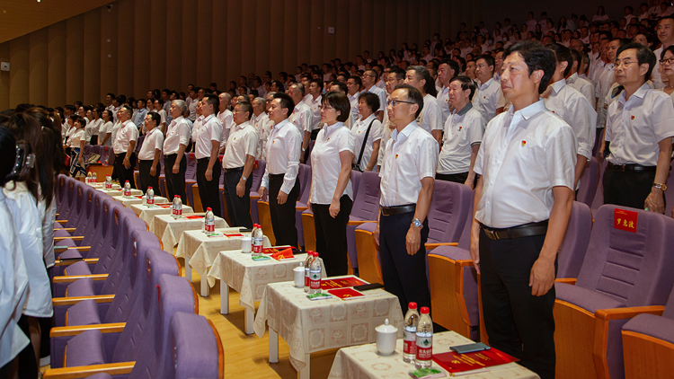 XCB_3790.jpg XCB_3790.jpg