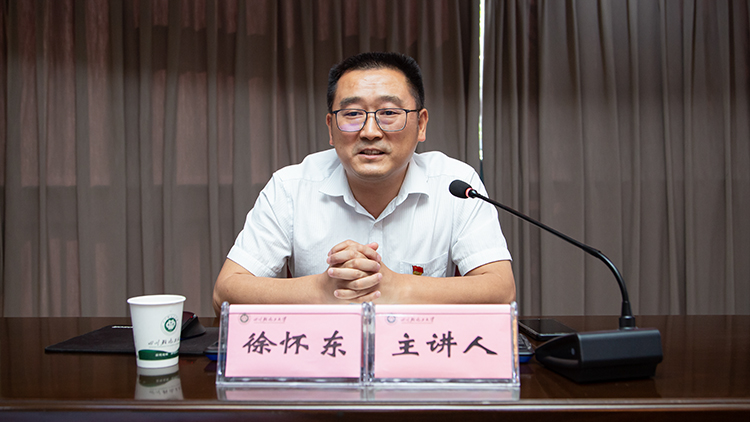 XCB_02211.jpg XCB_02211.jpg