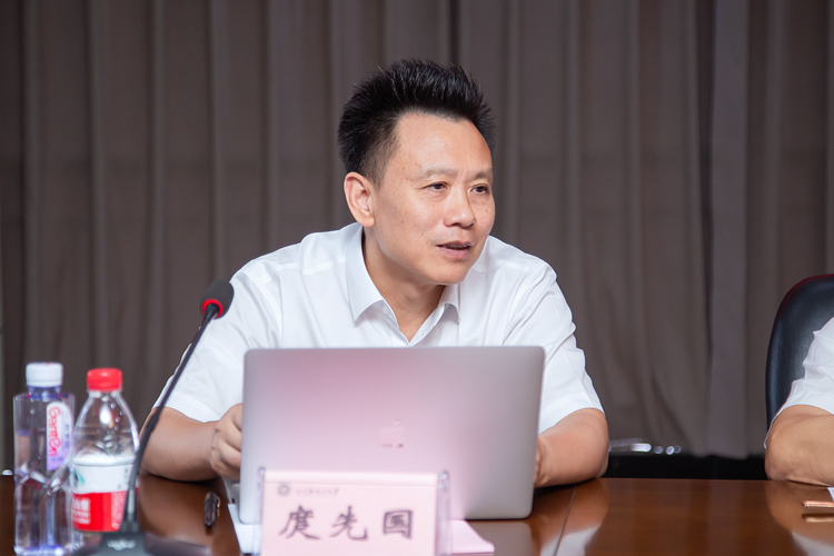 XCB_0473.jpg XCB_0473.jpg